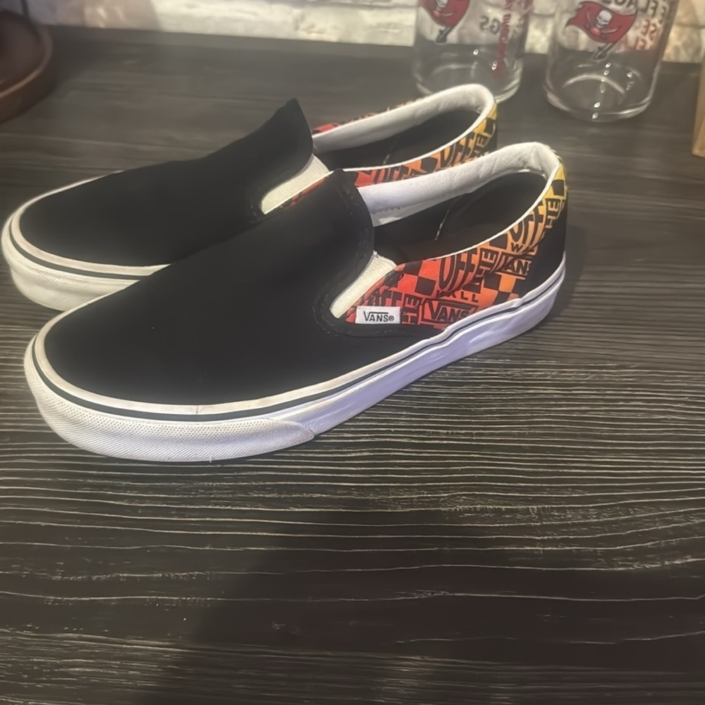 Vans Unisex Skate Shoes Black Red yellow ombré Canvas Low Top Slip On M 7  W 8.5